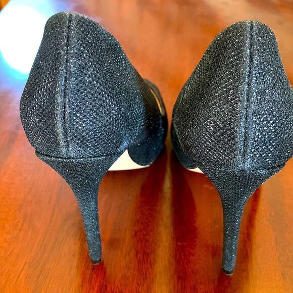 Badgley Mischka Kassidy ll black peep toe 4 1/2” heels Size 9 - Picture 5 of 12